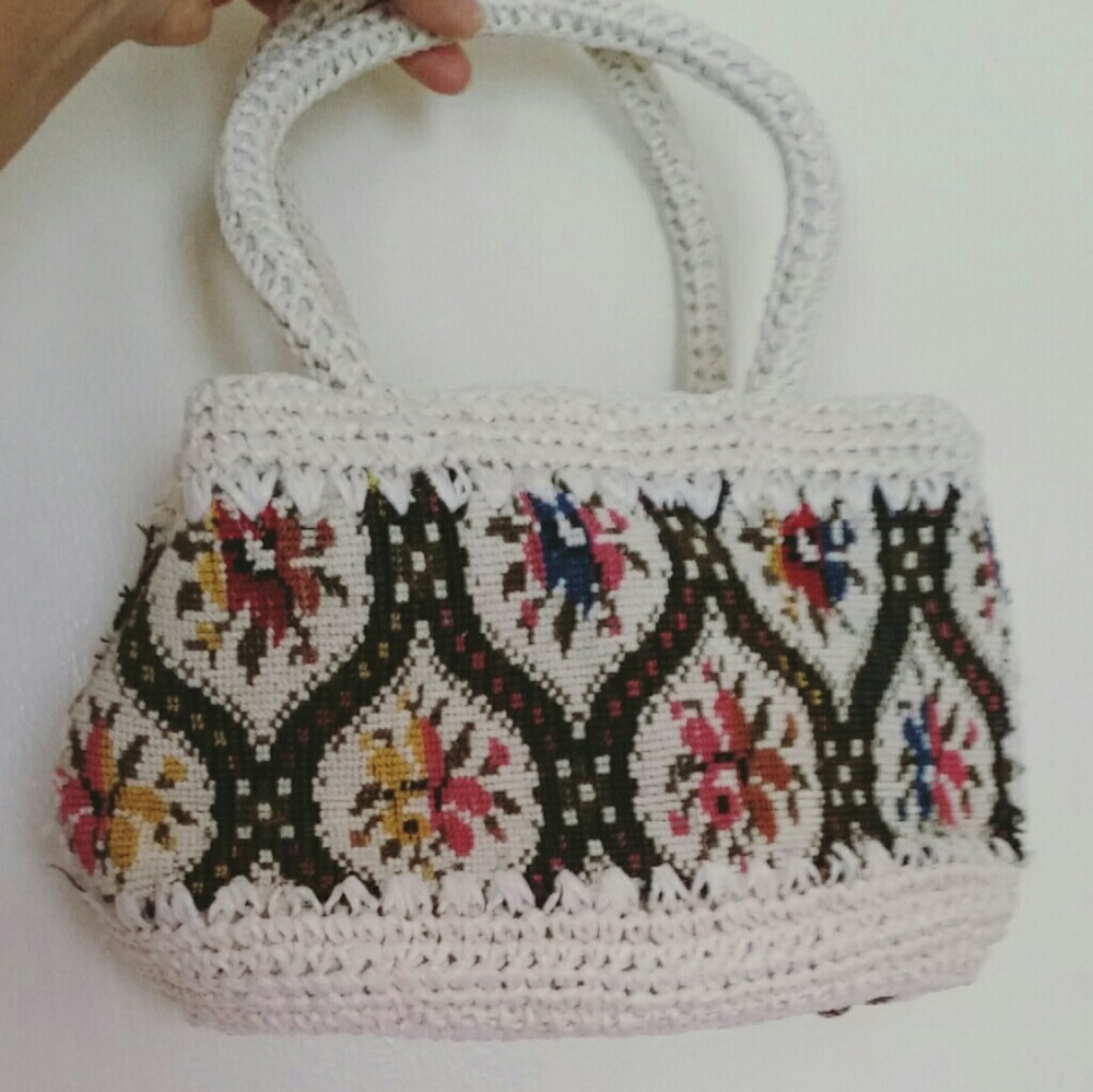 Mini Straw Embroidered Handbag